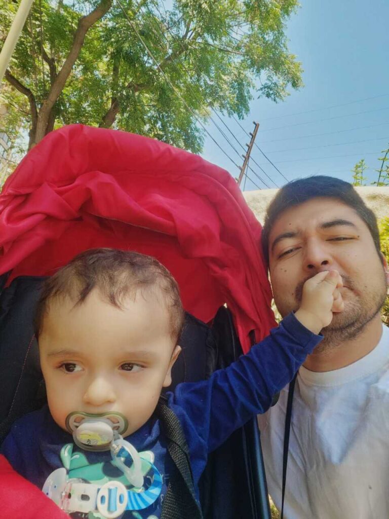 Leonardo Hatanaka with their son, Matteo