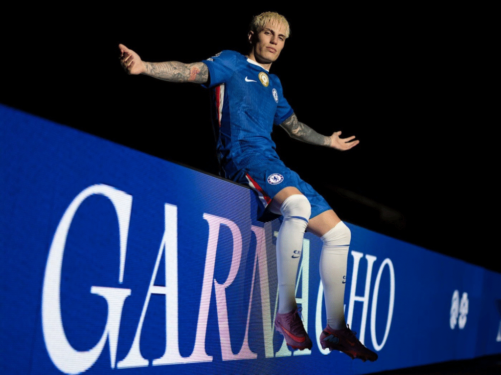 Alejandro Garnacho will wear #49 and is expected to make an instant impact. (CFC Pics on Twitter)