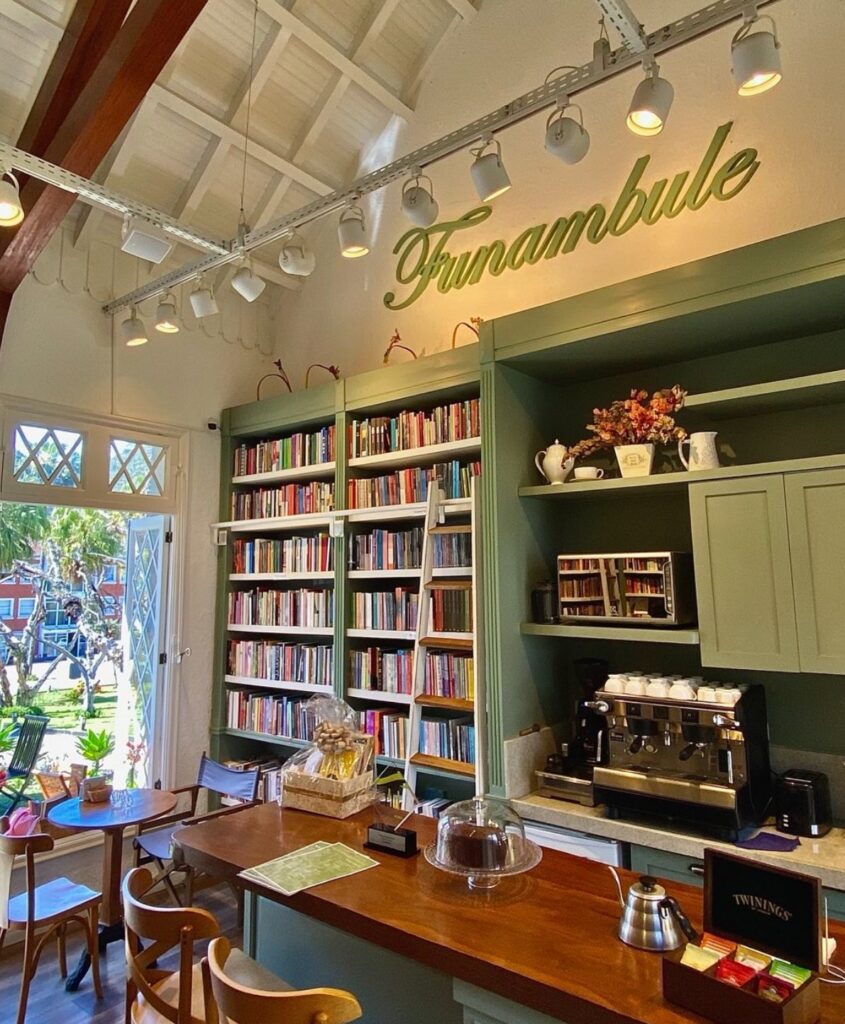 The inside of the Funambule Library and book club - Photo by @livraria_funambule via Instagram.