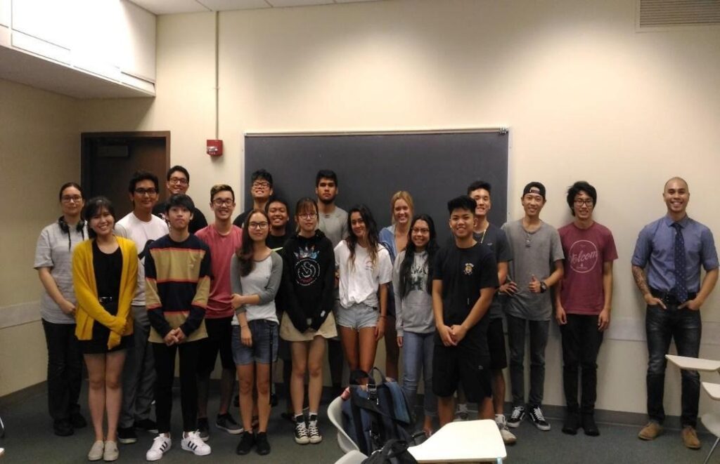 Author Jordan Luz with his class