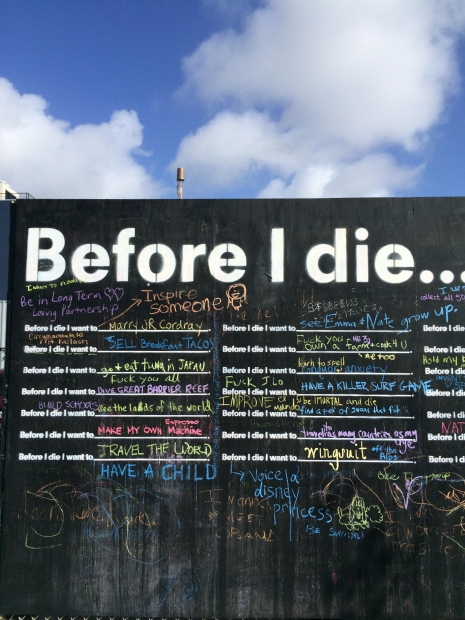 Blackboard ideas “Before I die”